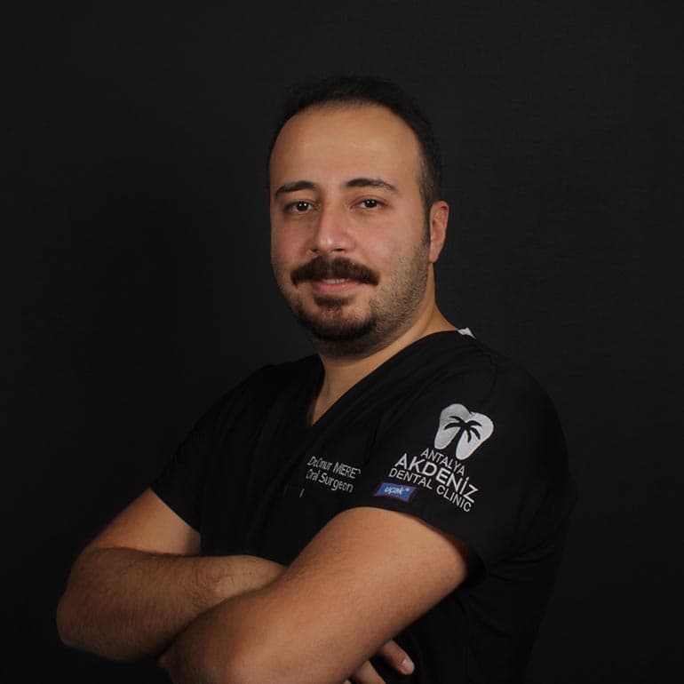 Lek. dent. Mehmet Onur Merey – Akdeniz Dental